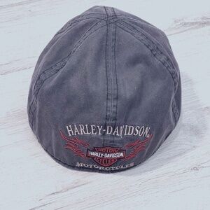 Harley-Davidson Men’s Bar & Shield Flames Graphic Ivy Cap. Size X-Large